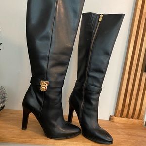 Great condition Genuine Leather Hamilton Michael Kors Boots